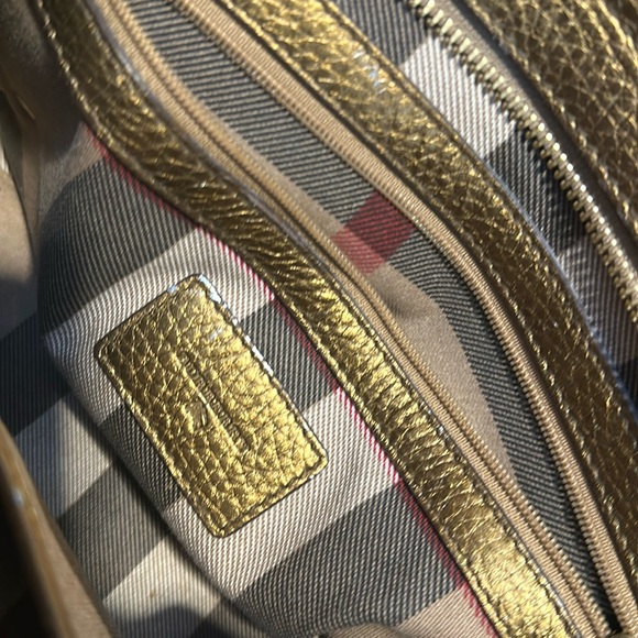 Vintage authentic Burberry bronze handbag - Picture 2 of 7